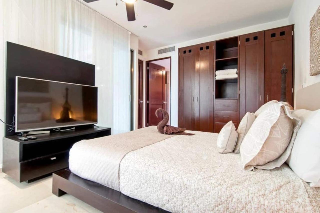 Luxurious & Central Condo In Playa Steps From The Beach Playa del Carmen Eksteriør billede