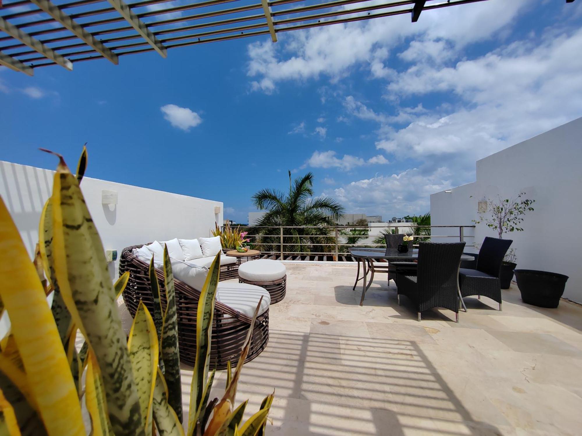 Luxurious & Central Condo In Playa Steps From The Beach Playa del Carmen Eksteriør billede