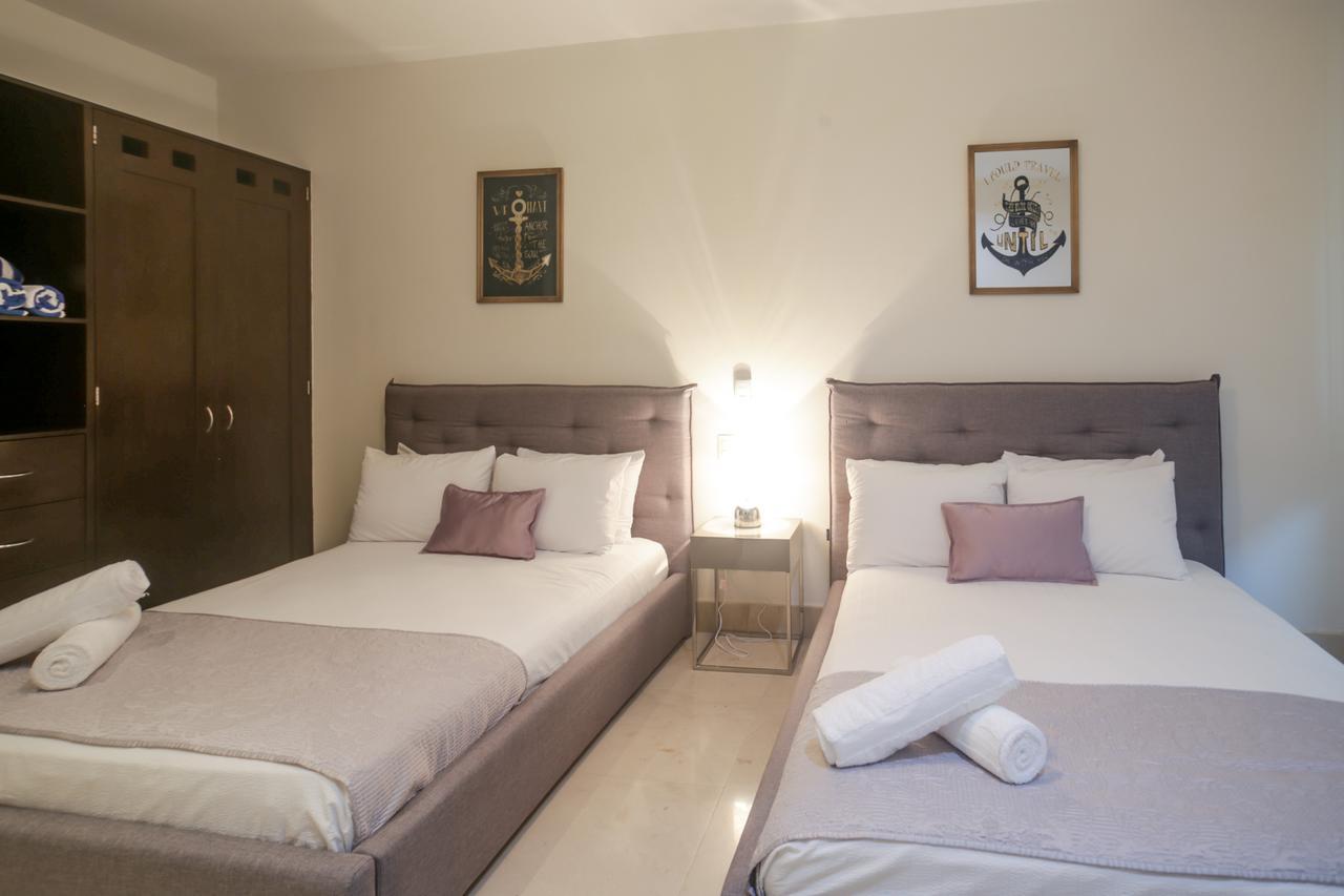 Luxurious & Central Condo In Playa Steps From The Beach Playa del Carmen Eksteriør billede