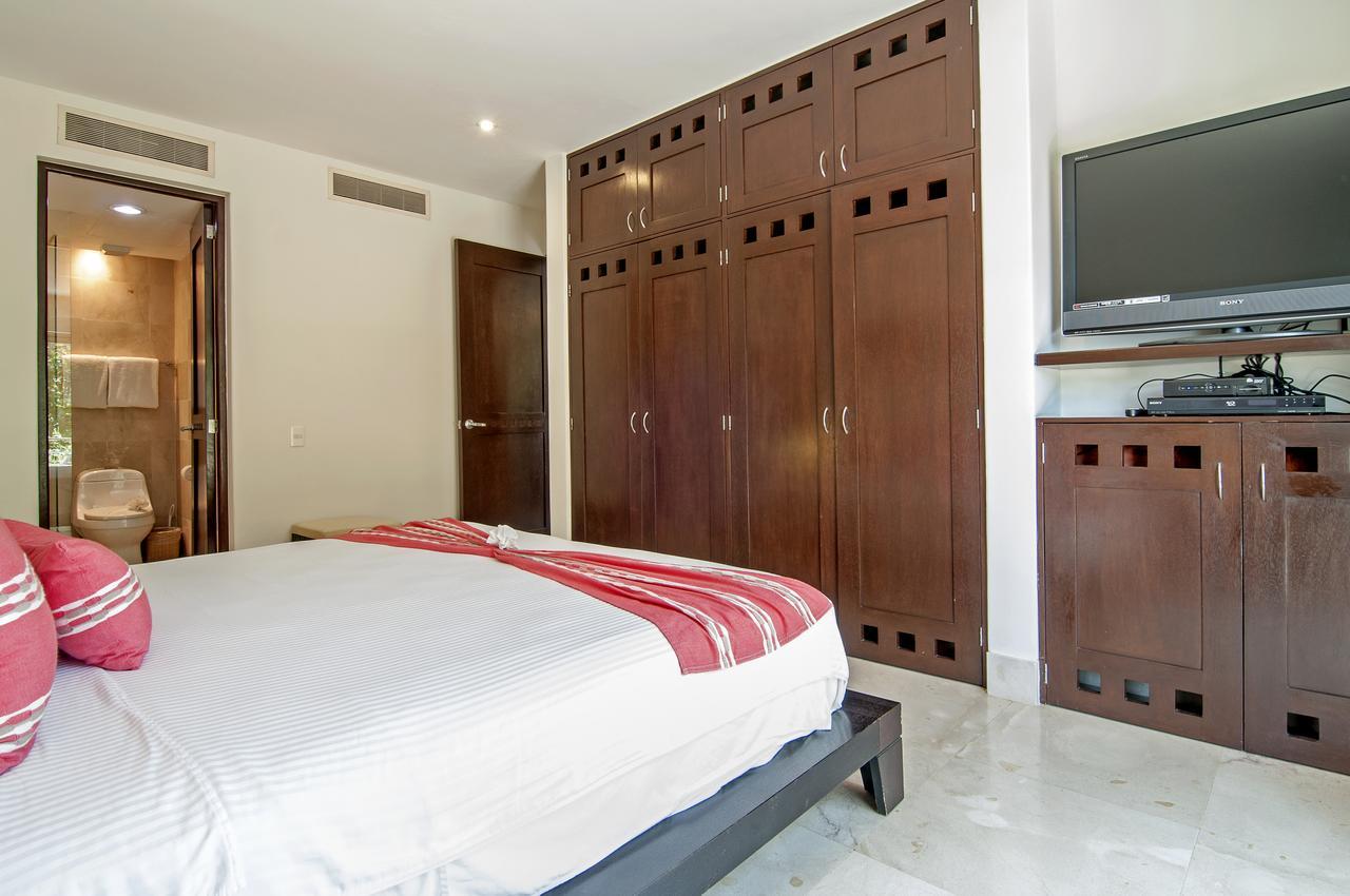 Luxurious & Central Condo In Playa Steps From The Beach Playa del Carmen Eksteriør billede