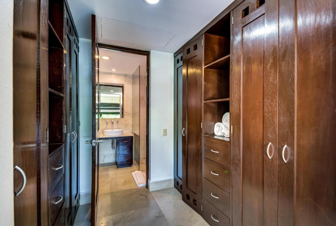 Luxurious & Central Condo In Playa Steps From The Beach Playa del Carmen Eksteriør billede