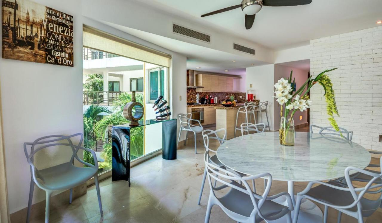 Luxurious & Central Condo In Playa Steps From The Beach Playa del Carmen Eksteriør billede
